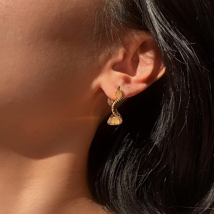 8YEARS Chunky Gold Hoop Earring for Women, 18K Gold Plated Lightweight Thick Hoops, Hypoallergenic Trendy Jewelry for Gift