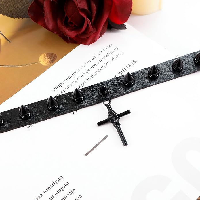 MILAKOO Punk Black Choker Gothic Spiked Rivets for Women Men with Charm Pendant Leather Necklace