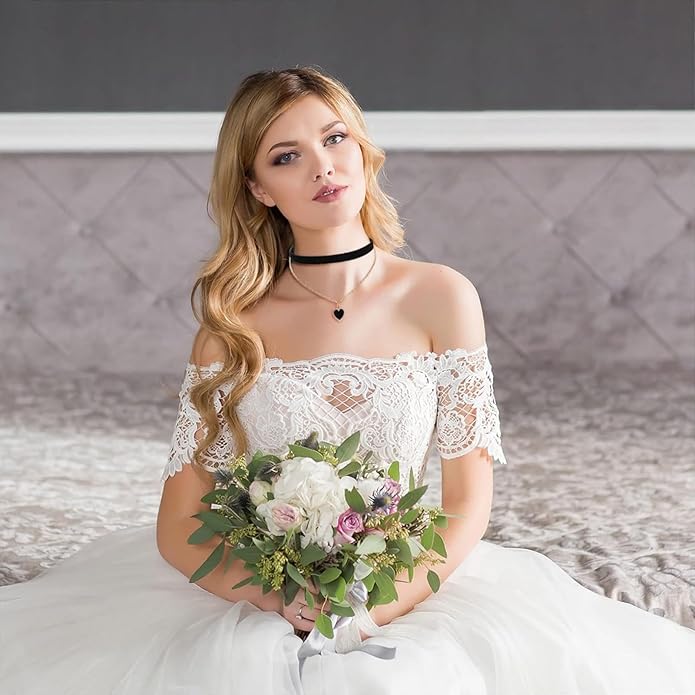 Fesciory Black Necklaces for Women, Adjustable Layered Velvet Leather Lace Collar Necklace, Goth Jewelry Gifts.