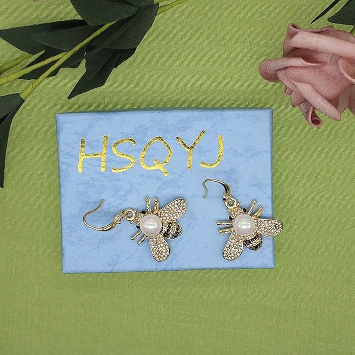 Honey Bee Brooches Crystal Insect Themed Bee Brooch Animal Fashion Shell Pearl Brooch Pin Gold Tone