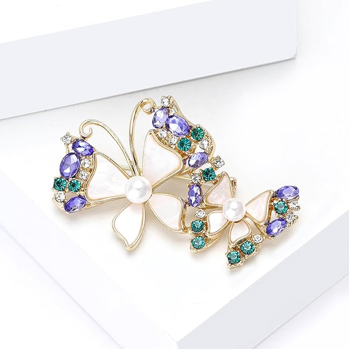 LuvQaze Animal Brooch for Women Men Zirconia Rhinestone Abalone Shell Animal Lapel Pin Christmas Birthday Holiday Gift for Wife Mother Girlfriend Daughter