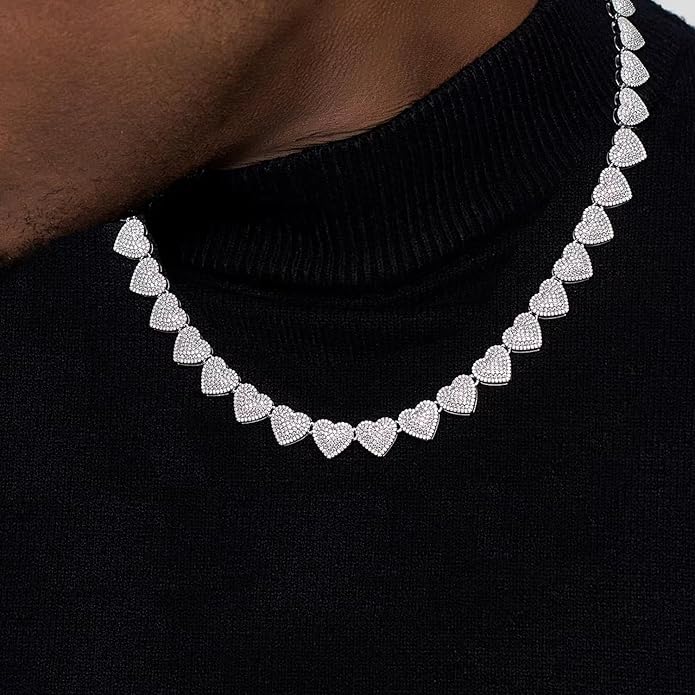 Zeffy Dainty Gold Heart Necklace for Women Trendy 14K Gold/Silver Plate Cute Heart Pendant Choker Necklaces Gold Love Heart Chain Necklace for Women Dainty Gold Jewelry Gifts for Women