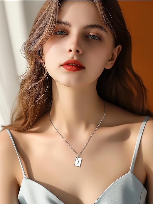 Supcare Locket Necklace That Holds Pictures-Engraved Photo Pendant Custom Jewellery Gifts for Men Women (with Jewellery Gift Box)
