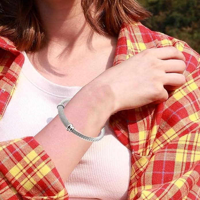 Twisted Cable Bangle Bracelet for Women Gold Plated Lightweight Adjustable Open Cuff Vintage Chunky Jewelry Gift for Her Mom Sister Birthday Christmas