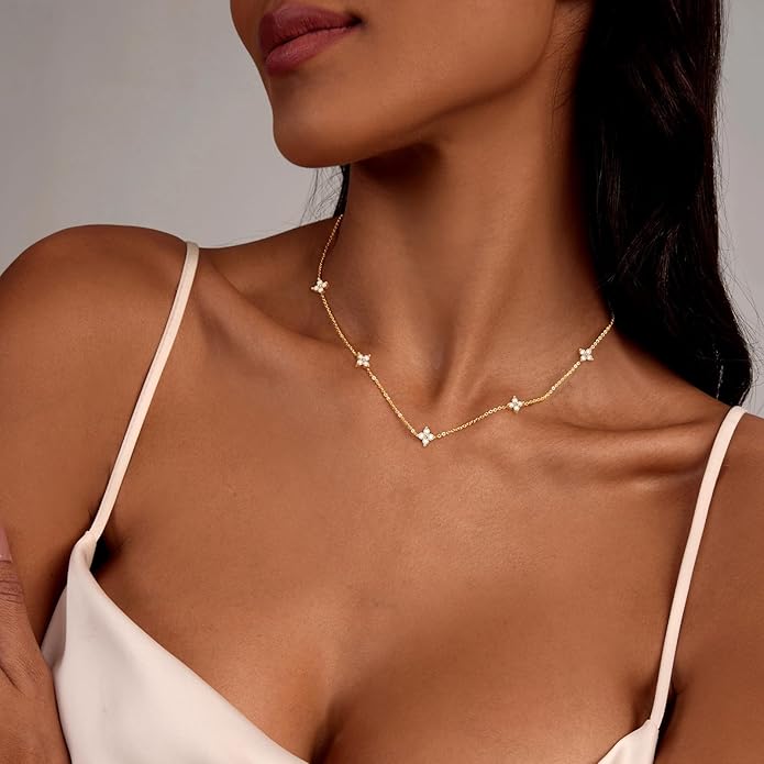 Zeffy Diamond Necklaces for Women, Dainty Gold Necklace 18k Gold Plated Layered Necklaces Simple Gold CZ Diamond Pendant Necklaces for Women Trendy Jewelry Gifts for Girls