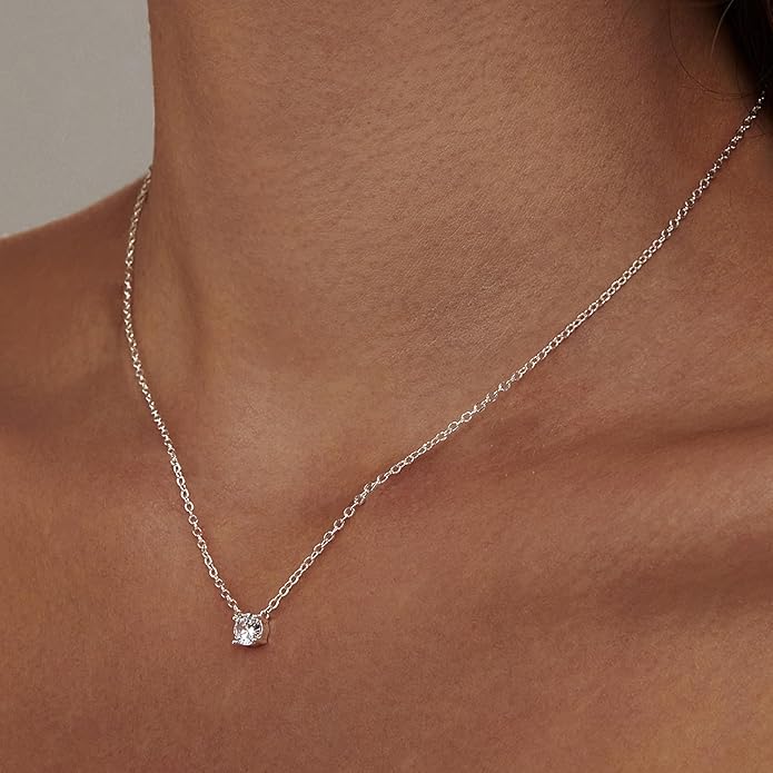 Zeffy Diamond Necklaces for Women, Dainty Gold Necklace 18k Gold Plated Layered Necklaces Simple Gold CZ Diamond Pendant Necklaces for Women Trendy Jewelry Gifts for Girls