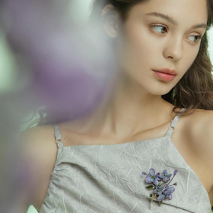 Forget me not Flower Brooch Handmade Gold Thread Embroidered and hand-Drip Enamel leaf, Gradient Botanical Floral Brooch pins for women, SHE'S FREE STYLE JUST FOR YOU [Bencao Gangmu Series]Vintage Plant Jewelry
