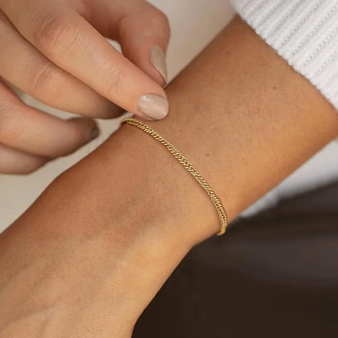 MTMY Gold Chain Bracelet for Women 14K Gold Plated Dainty Bracelets with Adjustable Chain Cute Bracelet Gold Trendy Jewelry