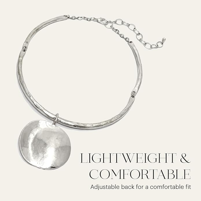 Pendant Necklaces for Women, Sculptural Circle Necklace with Pendant, Link Collar Design, Fashion Jewelry Statement Piece