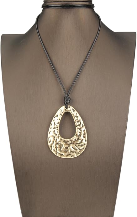 Boho Necklaces for Women Chunky Circle Necklace Layered Boho Circle Leather Choker Necklace Long Vintage Necklaces Bohemian Jewlery Gifts