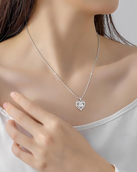Moissanite Heart Necklace for Women, 18K White/Yellow Gold-Plated 925 Sterling Silver Pear Cut Moissanite Imitation Diamond Pendant Eternity Love Gifts for Her, Anniversary, Birthday, Wedding - to My Wife, Mom