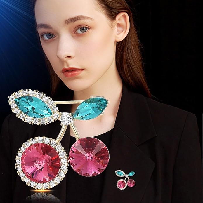 Fashion Flower Brooches for Women Rhinestone Flower Brooches Pins 18k Gold Plated Lapel Pins Jewelry for Girlfriend Wife