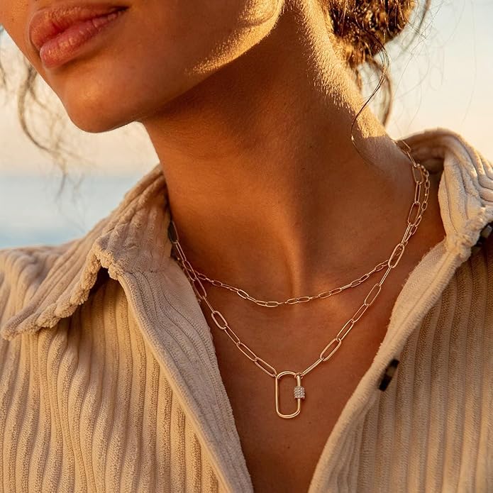 Chunky Gold Necklace for Women, 18K Waterproof Heart Necklace Statement Necklace Gold Charm Necklace Chunky Jewelry Paperclip Chain Choker Gift for Women