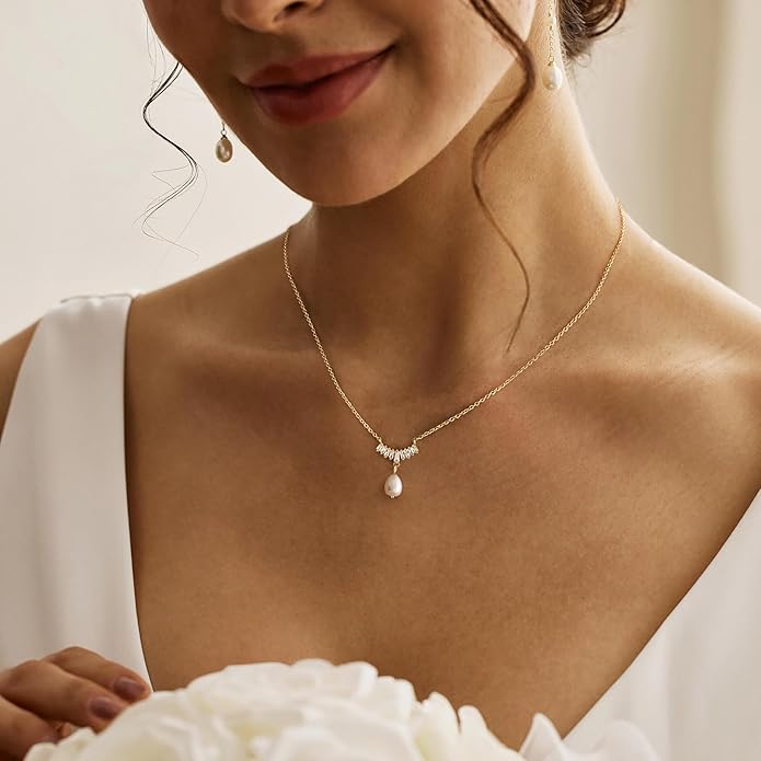 Pearl Necklace for Women Trendy,14k Gold Plated Necklace Dainty Wedding Necklace Small Cute Choker Necklace Beaded Lariat Drop Necklace Vintage Waterproof Jewelry for Women Gold Jewelry Fashion Gifts