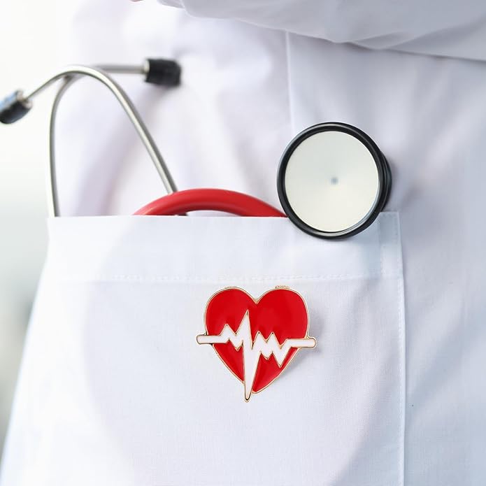Geyoga Heart Pins on Card Heart Disease Awareness Brooches Red Disease Nurse Pins Healthcare Cards