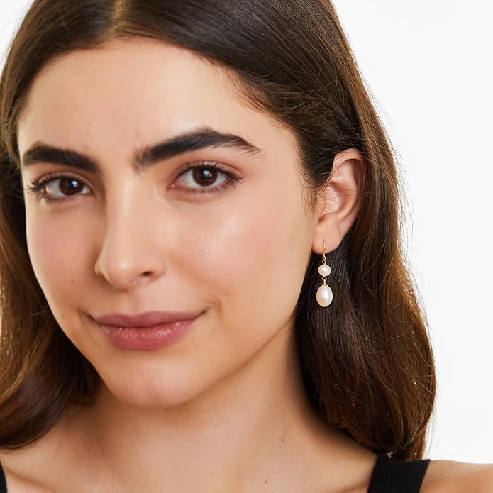 Long Pearl Earrings for Women 18K Gold Plated Hypoallergenic Lightweight Pearl Dangle Drop Earrings for Wedding Elegant Jewelry for Bridal Christmas Gift