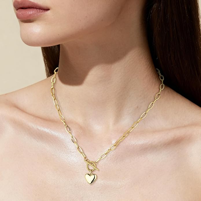 Chunky Gold Necklace for Women, 18K Waterproof Heart Necklace Statement Necklace Gold Charm Necklace Chunky Jewelry Paperclip Chain Choker Gift for Women