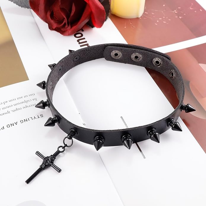 MILAKOO Punk Black Choker Gothic Spiked Rivets for Women Men with Charm Pendant Leather Necklace
