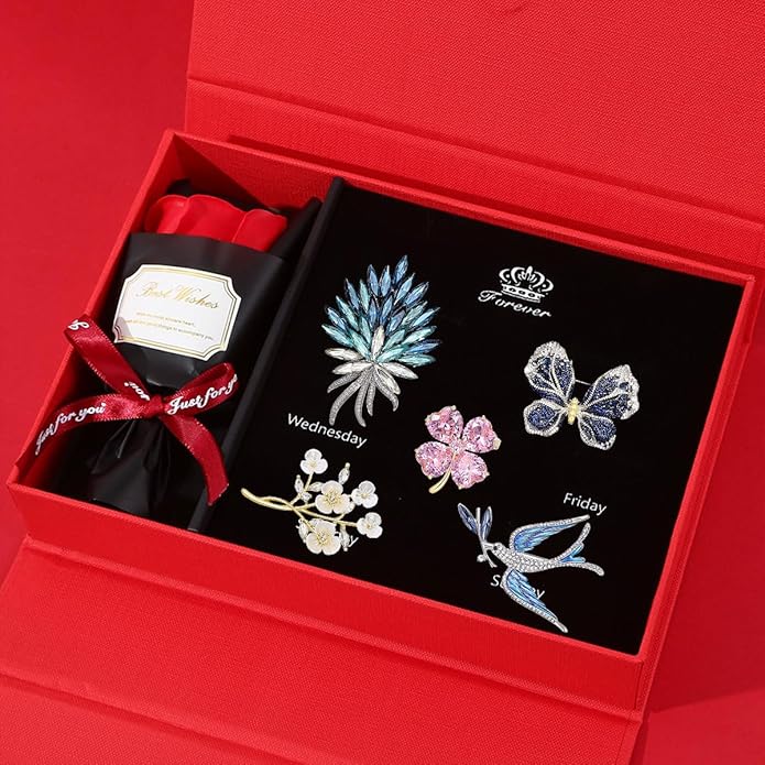 Brooch Set Gift Box for Women Rhinestone Zircon Animal Pin Christmas Birthday Holiday Gift for Wife Girlfriend Mother