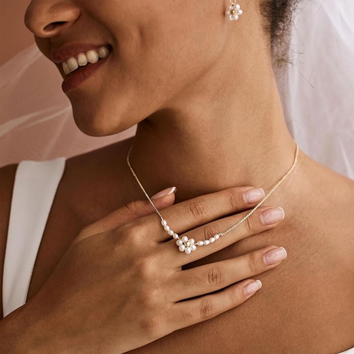 Gold Pearl Necklaces for Women Trendy, 14K Gold Plated Dainty Necklace Simple Layered Pearl Necklaces for Women Trendy Wedding Birthday Jewelry