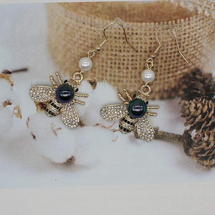 Honey Bee Brooches Crystal Insect Themed Bee Brooch Animal Fashion Shell Pearl Brooch Pin Gold Tone