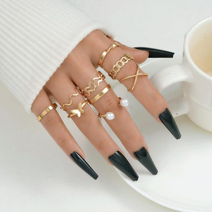 FAXHION Gold Knuckle Rings Set for Women Snake Chain Stacking Ring Vintage BOHO Midi Rings SIze Mixed