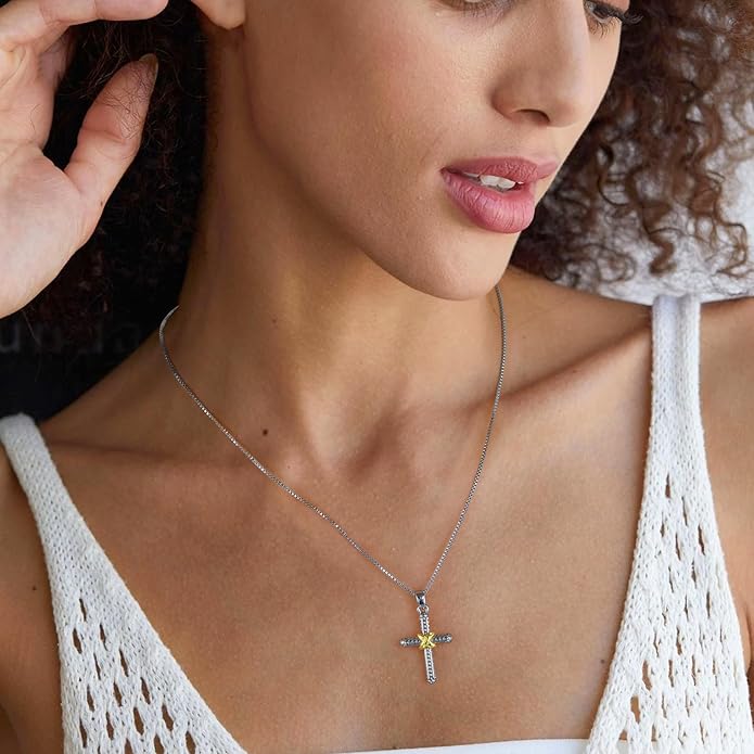 Mytys Coin Pendant Necklace for Women 18K Gold and Silver Intertwined Crossover Pendant Two Tone Necklaces Christmas Jewelry Gift