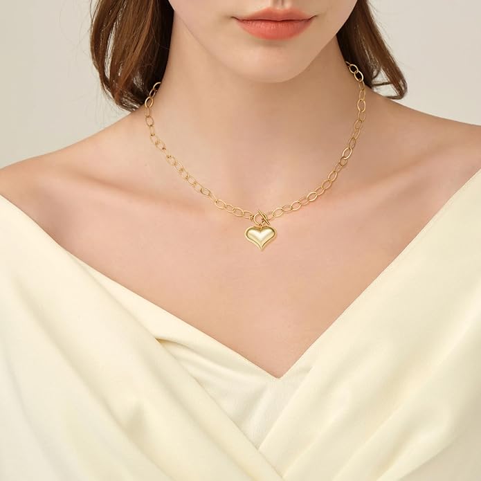 Chunky Gold Necklace for Women, 18K Waterproof Heart Necklace Statement Necklace Gold Charm Necklace Chunky Jewelry Paperclip Chain Choker Gift for Women