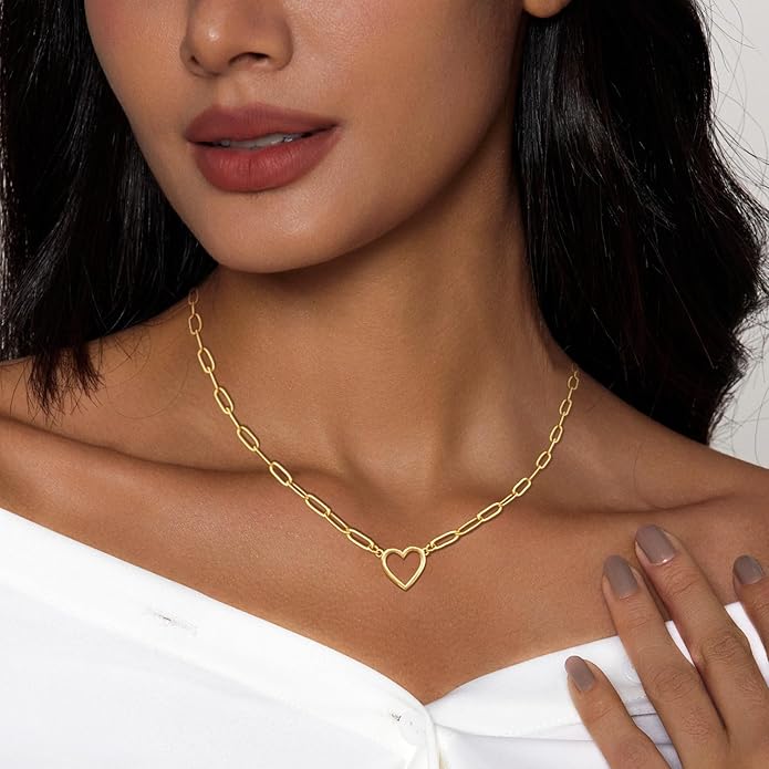 Zeffy Cute Heart Necklace 18k Gold/Silver Plated Tiny Heart Pendant Choker Necklaces Gold Love Heart Chain Necklace for Women Dainty Gold Jewelry Valentines Day Gifts for Women Girls Teen Girls