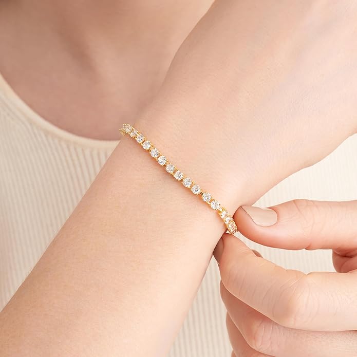 Amazon Essentials Plated Sterling Silver Round Cut Cubic Zirconia Tennis Bracelet