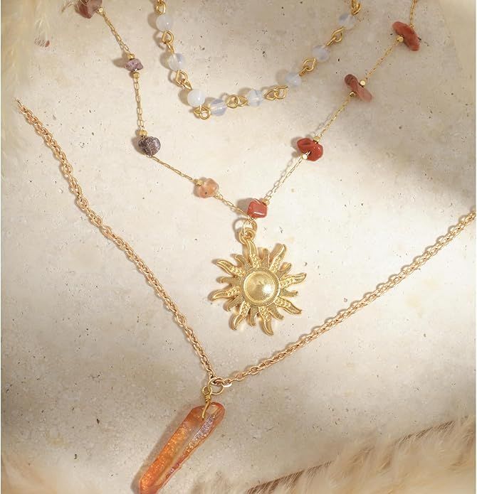 PINK TOWN Sun Necklace for Women Vintage Bohemian Spiral Sun Pendant Necklace Unique Gold Statement Sun Necklace Boho Style Jewelry