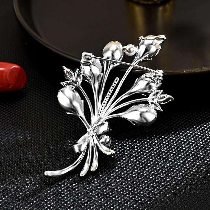 Fashion Flower Brooches for Women Rhinestone Flower Brooches Pins 18k Gold Plated Lapel Pins Jewelry for Girlfriend Wife