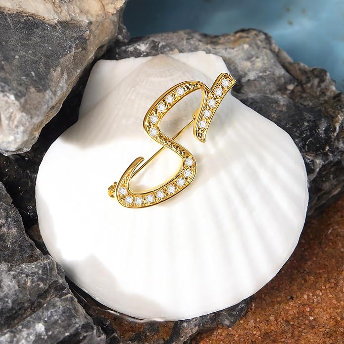 Cicy Bell A-Z Initial 26 Letter Brooch Pins 18k Gold Plated Cubic Zirconia Breastpin Name Personalized Gifts for Women Men