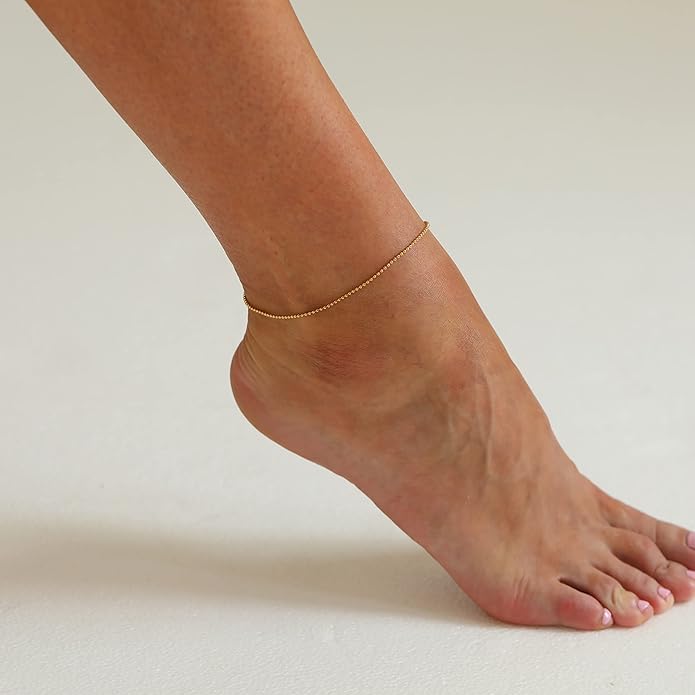 Dainty Ankle Bracelets for Women 18K Gold Plated Satellite Beaded Herringbone Chain Anklets Simple Lip Chain Anklet Minimalist Summer Beach Foot Jewelry Christmas