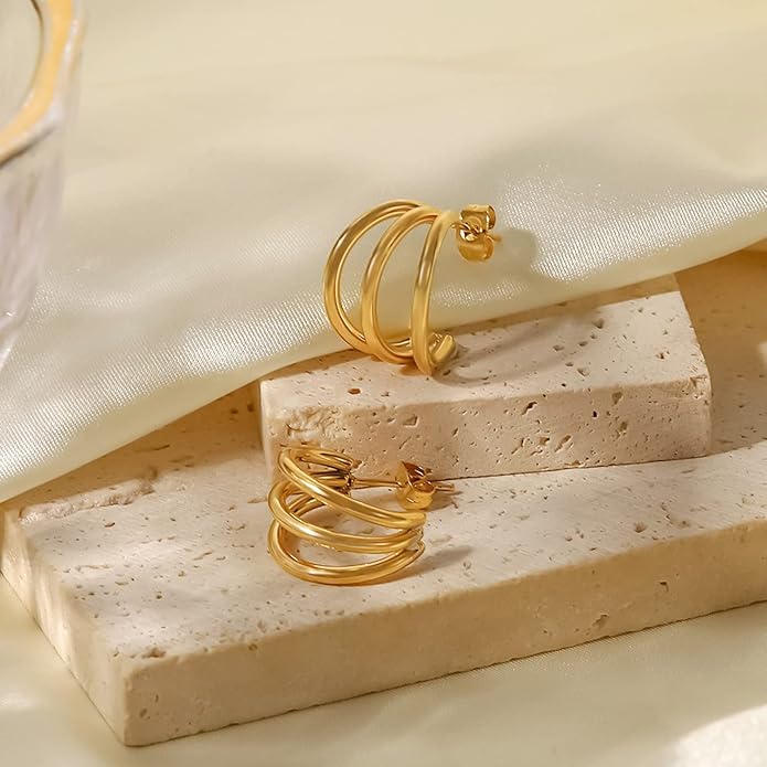 8YEARS Chunky Gold Hoop Earring for Women, 18K Gold Plated Lightweight Thick Hoops, Hypoallergenic Trendy Jewelry for Gift