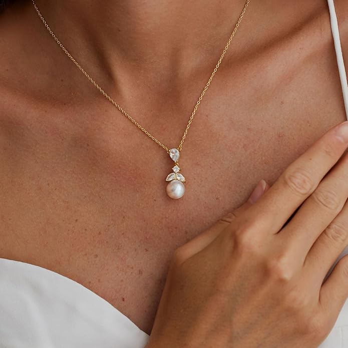 Pearl Necklace for Women Trendy,14k Gold Plated Necklace Dainty Wedding Necklace Small Cute Choker Necklace Beaded Lariat Drop Necklace Vintage Waterproof Jewelry for Women Gold Jewelry Fashion Gifts