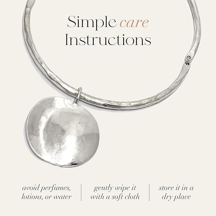 Pendant Necklaces for Women, Sculptural Circle Necklace with Pendant, Link Collar Design, Fashion Jewelry Statement Piece