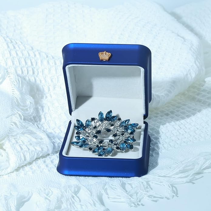Vintage Botanical Flower Brooch for Women - An elegant crystal - inlaid metal pin accessory suitable for dresses, jackets, and scarves