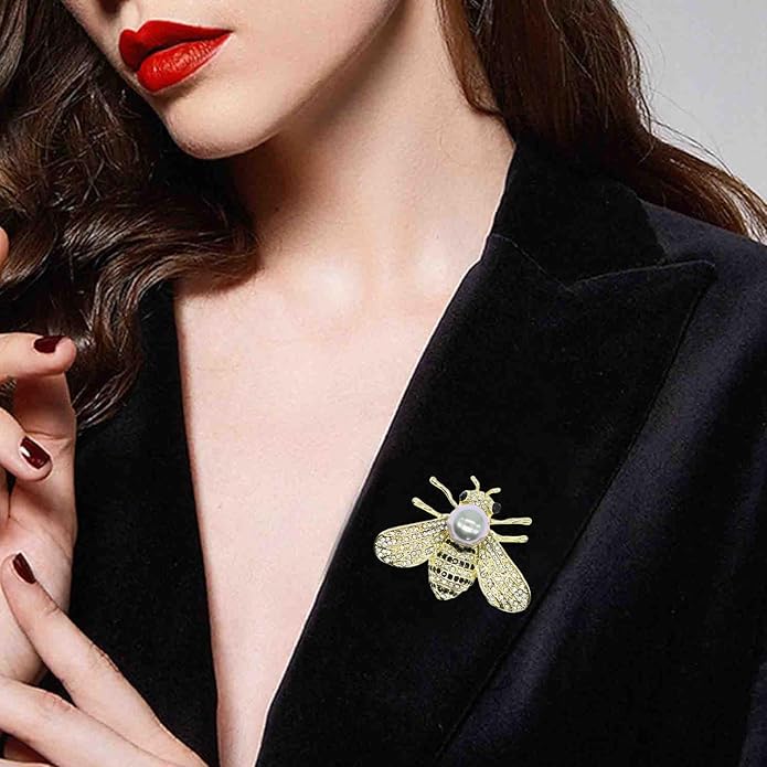 Honey Bee Brooches Crystal Insect Themed Bee Brooch Animal Fashion Shell Pearl Brooch Pin Gold Tone