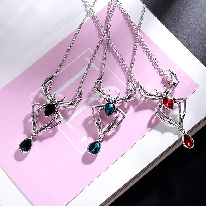 MIFYNN Vintage Gothic Spider Necklace Halloween Crystal Spider Pendant Necklace Punk Style Reptile Animal Jewelry for Woman