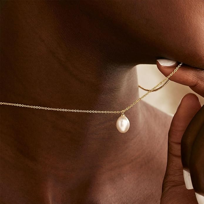 Gold Pearl Necklaces for Women Trendy, 14K Gold Plated Dainty Necklace Simple Layered Pearl Necklaces for Women Trendy Wedding Birthday Jewelry