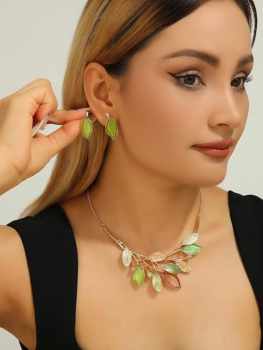 Vintage Chunky Statement Jewelry Set Retro Leaf Floral Geometric Bohemian Boho Bib Necklace Earring Set Fashion Costume Jewelry for Women Girls Wedding Party Prom Unique Gift
