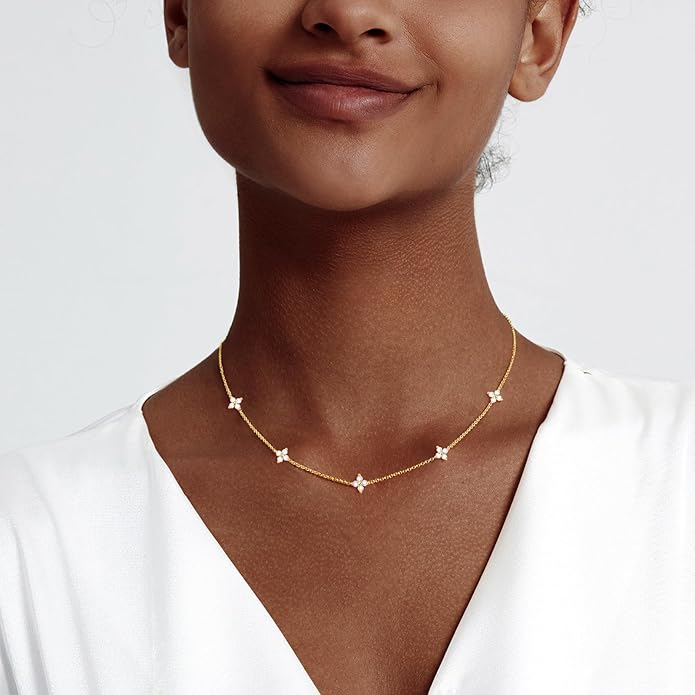 Zeffy Diamond Necklaces for Women, Dainty Gold Necklace 18k Gold Plated Layered Necklaces Simple Gold CZ Diamond Pendant Necklaces for Women Trendy Jewelry Gifts for Girls