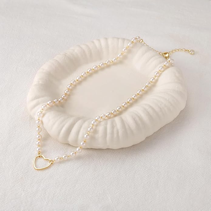 Tewiky Cute Heart Necklace Tiny 14k Gold Heart Pendant Choker Necklaces Small Gold Love Open Heart Chain Necklace for Women Dainty Gold Necklace Gifts for Her