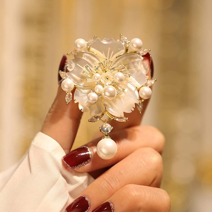 AILONMEI Brooch Pins For Women Fashion, Flower Brooches Jewelry For Women Floral Series Brooches And Pins Designer Lady's Costume