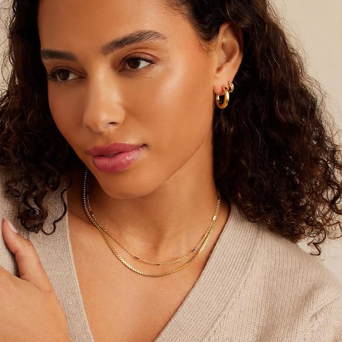 8YEARS Chunky Gold Hoop Earring for Women, 18K Gold Plated Lightweight Thick Hoops, Hypoallergenic Trendy Jewelry for Gift