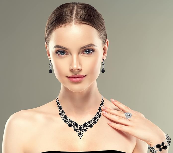 Paxuan Crystal Bridal Wedding Jewelry Sets for Women Rhinestone Teardrop Crystal Statement Choker Necklace Drop Earrings Link Bracelets Rings Teardrop Jewelry Set for Brides Bridesmaids