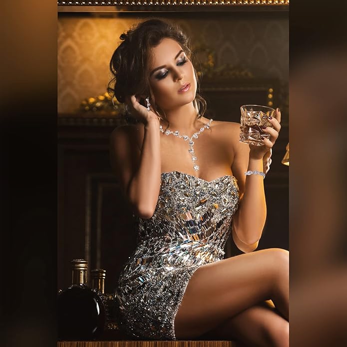 Henoyso 5 Pcs Purse Rhinestone Jewelry Set Prom Jewelry Rhinestone Clutch Purse Necklace Earrings Bracelets for Women Bride