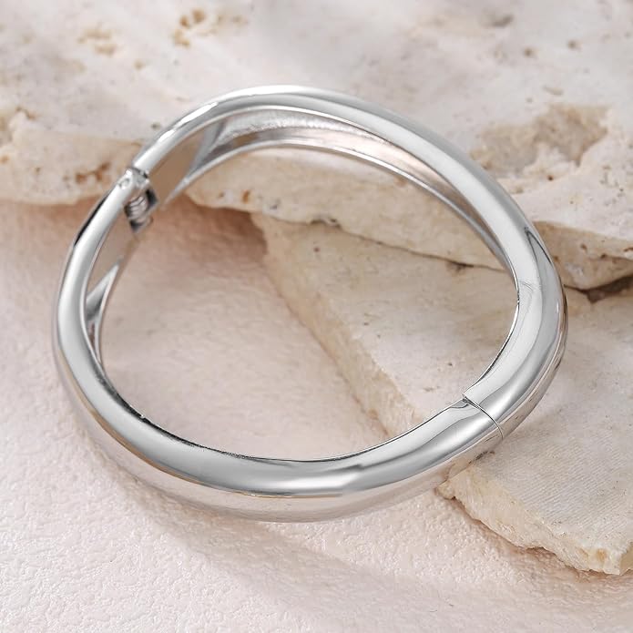 jokcde Chunky Gold/Silver Gold Cuff Bangle Bracelets for Women Trendy Hinged Cuff Open Wide Chunky Gold Bracelet Minimalist Bangle Jewelry Gift