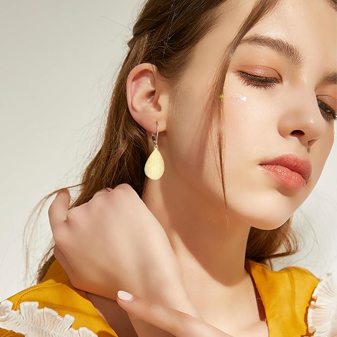 14K Gold Dangle Earrings for Women，Lightweight Circle Disc Coin Geometric Flat Brushed Drop Earrings, Hypoallergenic Leverback Earrings S925 Jewelry